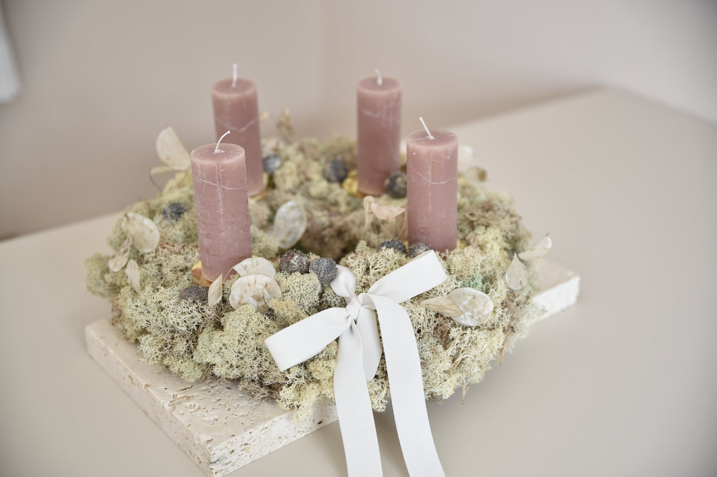 Advent wreath - amora